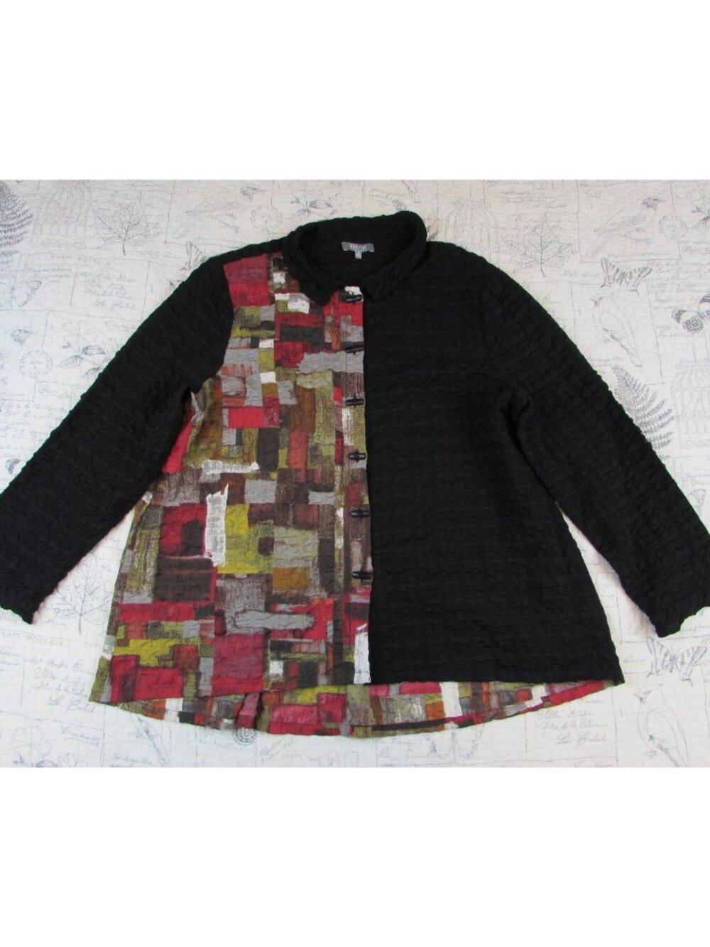 Habitat clothes Abstract Crinkle Button Up Collage Artist Tunic Top womens M